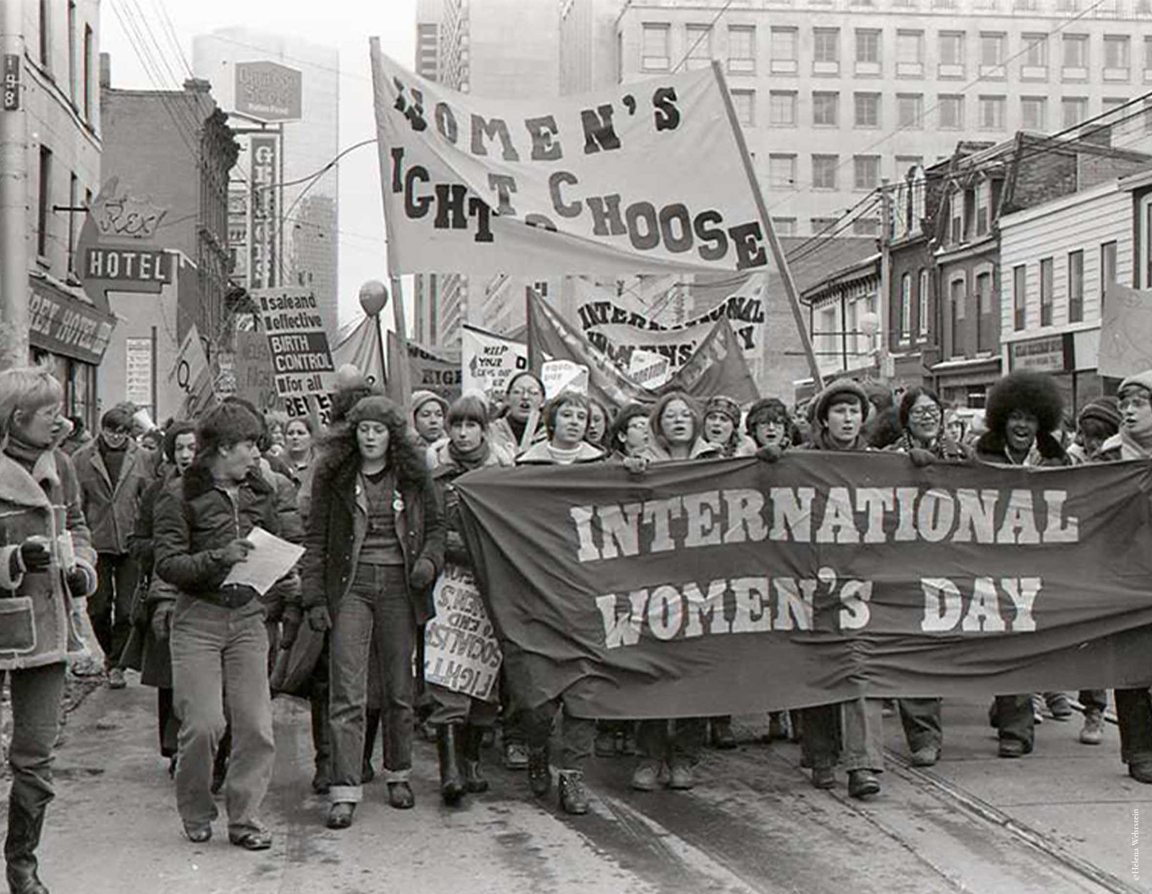 Louise Misha x Solidarité Femmes: March 8